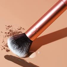 liquid foundation makeup brush