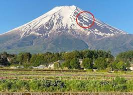 富士山に農作業の始まり告げる「農鳥」 富士吉田市が宣言 - 富士山経済新聞