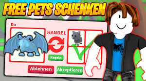 Hatching eggs is the primary way of unlocking pets and operate similarly to gifts but take longer to hatch. Adopt Me Free Pet Bekommen Und Geschenk Geben Roblox Deutsch Youtube