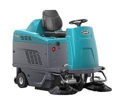 s780 compact battery ride on sweeper