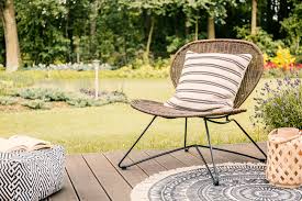 Benefits Of Adding Outdoor Area Rugs
