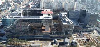 It was founded in 1887 and since being merged with ewha womans university dongdaemun hospital in 2008, the hospital has strived to grow into a general hospital equipped with global competitiveness. New Hospital Of Ewha Womans University Starts Service In February Hospital ê¸°ì‚¬ë³¸ë¬¸ Kbr