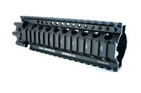 The daniel defense 9.5 fsp free float rail system features a cut in the front of the top rail to accommodate the front sight post and gas block of a carbine length ar15 gas system, while at the same time, providing. Madbull Daniel Defense Lite Rail 7 Inchs Tactical Center