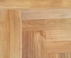 Flooring kayu jati lebih dominan digunakan pada lantai rumah, lantai kantor, lantai hotel, lantai jenis produk : Tips Merawat Dan Memilih Lantai Kayu Jati Supaya Awet