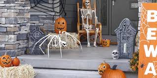 Get great discounts on halloween costumes, decorations, candy, party supplies and crafts. Halloween Decorations Costumes Recipes And More Meijer