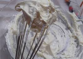 Pada umumnya, cara membuat whipped cream adalah dengan menggunakan telur. Cara Membuat Whipped Cream Resep Dalgona Cream No Mixer Anti Gagal