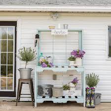 Make A Potting Bench From Pallets An