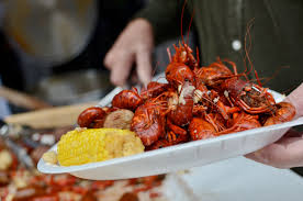 eatery hosts new orleans crawfish boil