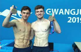 Our olympic divers have shown us how to persevere, how to get back up and conquer fear, how to we're thankful to our community for continuously cheering our athletes on and to our olympians for. Tom Daley Qualifies For 2020 Olympics With New Diving Partner Tom Daley Matty Lee 2020 Olympics