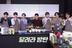 Baek jong won top 3 chef king (2015) a cooking competition where chefs from all over korea come together to compete with their original recipes. Bts Charts Translations Auf Twitter Bts With Chef Baek Jong Won For Run Bts Bts ë°©íƒ„ì†Œë…„ë‹¨ Bts Twt