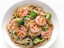 Spaghetti With Shrimp And Broccoli gambar png