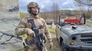Hlavně zastrašit nepřítele. Čeští vojáci cvičí v rámci mezinárodního  kontingentu na Slovensku | Vysočina