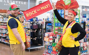 Walmart is closed on thanksgiving this year, as the company said it wanted to thank employees for stepping up during the charlie brown christmas, thanksgiving specials to air on broadcast tv after all. What Time Does Walmart Close On Christmas Eve 2017 Dec 24 Store Hours Al Com