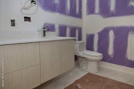 Home Construction Bathtub Tiled Walls