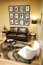 Living Room Decor For Salon Waiting Area