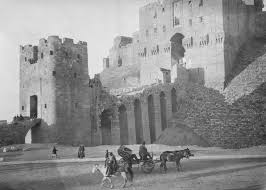 Kale tepesinin kullanımı mö 3.000 yıllarına dayanır. Osmanli Donemi Halep Kalesi Suriye Ottoman Imperial Archives Facebook