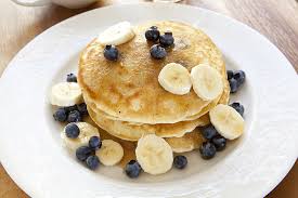 blueberry banana greek yogurt pancakes