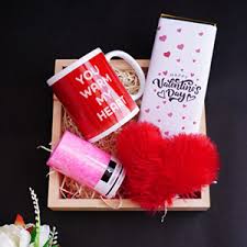 valentine gifts for boyfriend upto 25