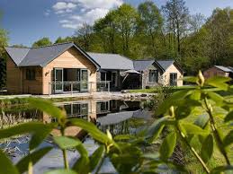 If you're looking for the ultimate in holiday living, you've found it with lakelovers. 5 Star Holiday Cottages Lakelovers