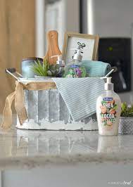 easy housewarming gift basket