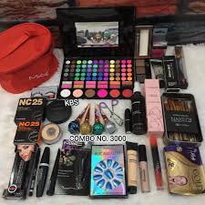 makeup combo no 3000 from