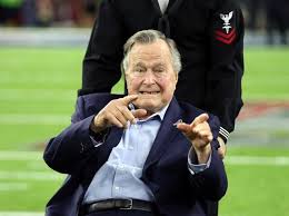 © copyright 2020 the office of george w. Former Us President George Bush Sr Appears Frail As He Performs Coin Toss To Start Super Bowl 51 World News Mirror Online