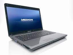 There is just a single option of colour for a medion akoya p6645, and that is a silver colour. Medion Akoya E6214 Md98330 Notebookcheck Net External Reviews