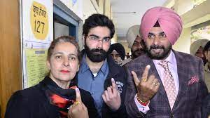 Amarinder on the other hand somewhere does pose a threat to the nepotistic rule in congress. Video Cong Win In Punjab Will Be My Gift To Sonia Rahul Priyanka Sidhu Hindustan Times