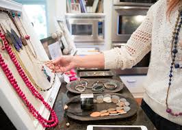 how to host a fun and easy trunk show