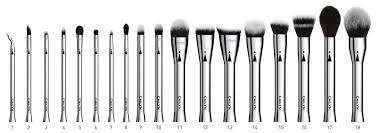 cailyn cosmetics icone brushes