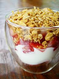thick yogurt with strawberries toasted