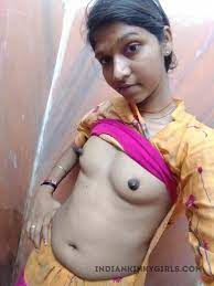 Indian beautiful Village Girl From Bihar Leaked Nude Pics (15 pictures) -  Shooshtime