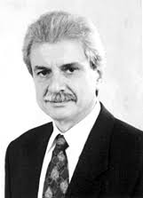 Ernesto Rafael Gonzalez – professor titular do Instituto de Química da Universidade de São Paulo (USP) de São Carlos desde 1972, nasceu na Argentina, ... - a01img01