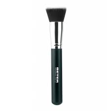 beter kabuki flat brush synthetic