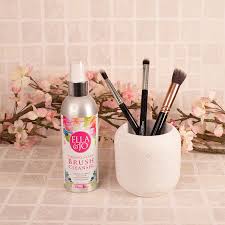 squeaky clean make up brush cleanser