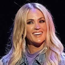 carrie underwood debuts glittering new