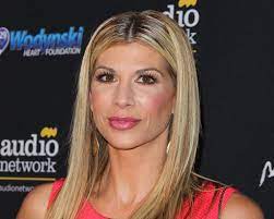alexis bellino shares post in support
