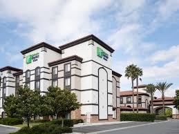 This hotel is within the vicinity of california state polytechnic university pomona and del norte park. Holiday Inn Familienhotels Von Ihg In West Covina