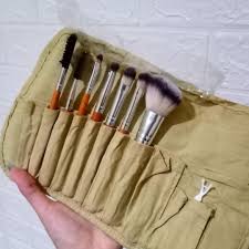 mineral botanica brush set with pouch