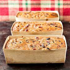 Combine dried fruits, candied ginger and both zests. Alton Brown Fruit Cake The Beloved S Version Pastry Chef Online