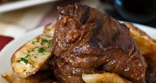 steak tips with caramelized onions a