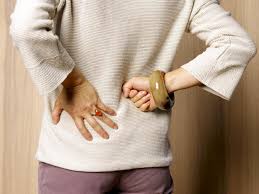 common symptoms of low back pain