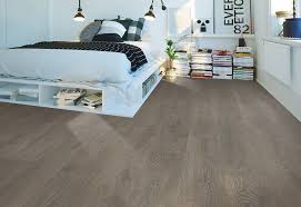Choose from leading new york flooring contractors or let the team at discount flooring help you find the installation, cleaning, or repair company that fits your needs. 12mm York Oak Laminate Floating Click Long Timber Flooring Floor Depot