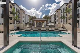 downtown naples apartments for