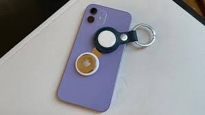 In short, airtags are the apple version of tile, the popular keychain tracker. 0zqvhjfnwoiwxm