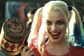 Margot Robbie reprendra le costume d'Harley Quinn pour "Gotham City Sirens"