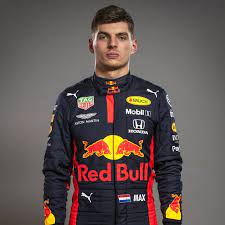 Op dat moment was hij 17 jaar en 166 dagen. Max Verstappen F1 Driver For Red Bull Racing
