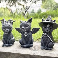 Garden Kitten Statue Figurine