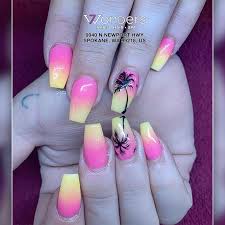 summer with an on trend nail design