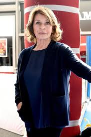 Senta berger (born may 13, 1941) is an austrian film, stage and television actress, producer and author. Senta Berger Ich Ziehe Mich Langsam Aus Dem Beruf Zuruck Gala De